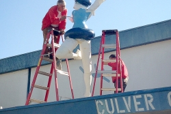 Culver City icon under repair