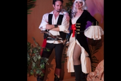 tn_03_02_01_pirates_drew_and_cindy