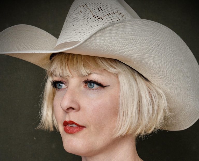 Rosy Nolan brings her old time country to the Cinema Bar