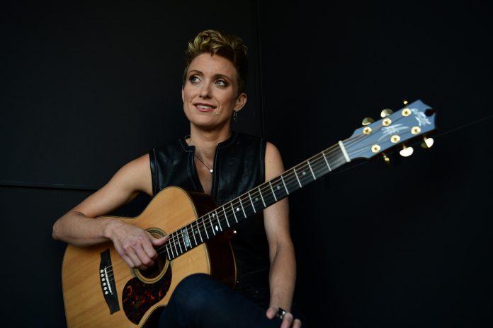 Christie Lenée _ Acoustic Promo 2