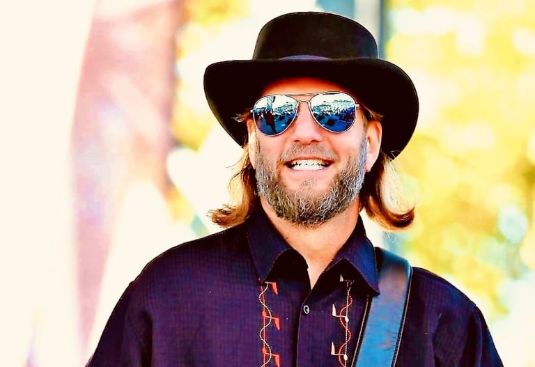 Doug Mug brings his Thugs to Cinema Bar