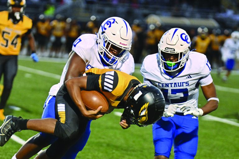 Centaurs football team dominates King/Drew in season opener