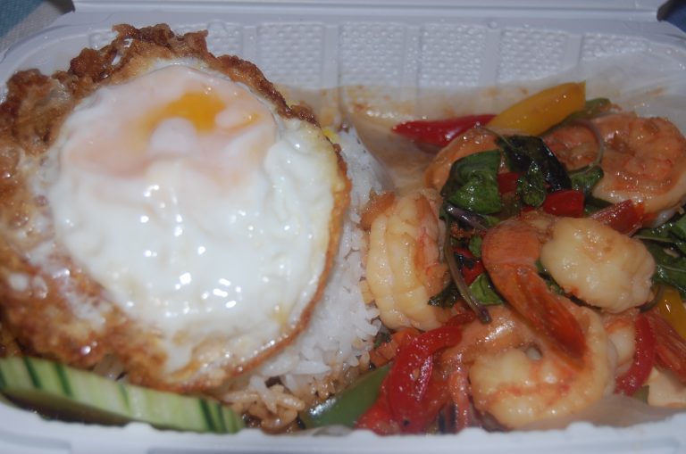 Rosie’s Thai Kitchen Cooks with a Pow