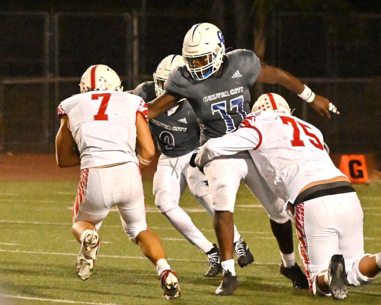 Centaur football travels to Bishop Amat after losing to Redondo